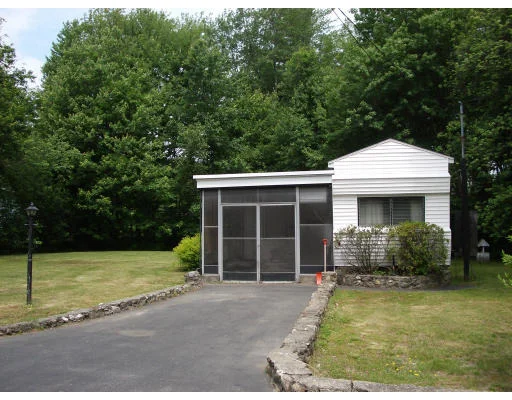 Unit for sale at 9 Gardner Ave, Salem, NH 03079