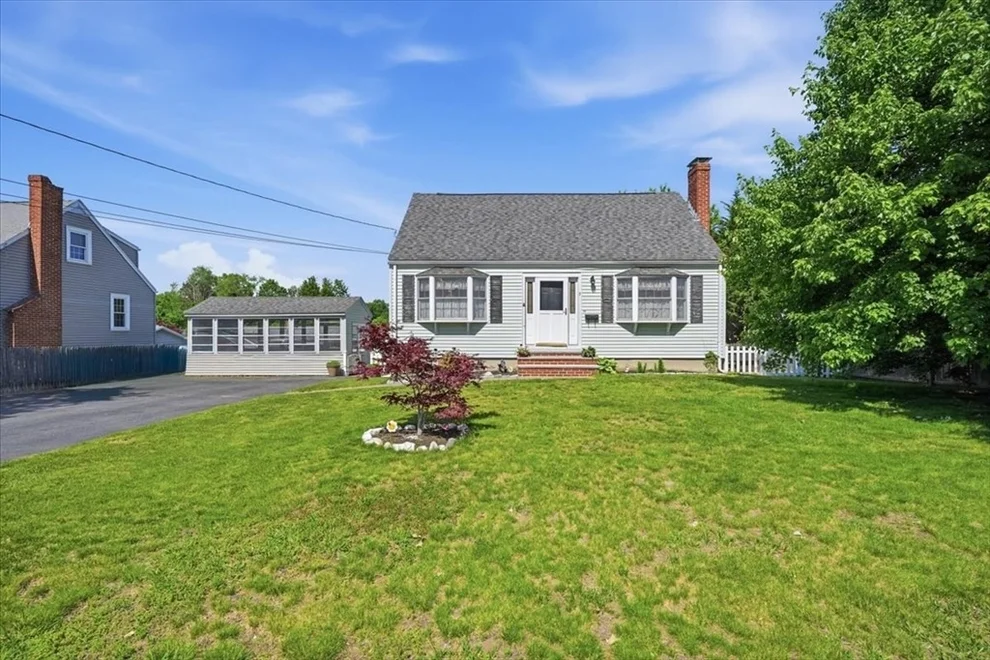 Unit for sale at 3 Devine Rd, Randolph, MA 02368
