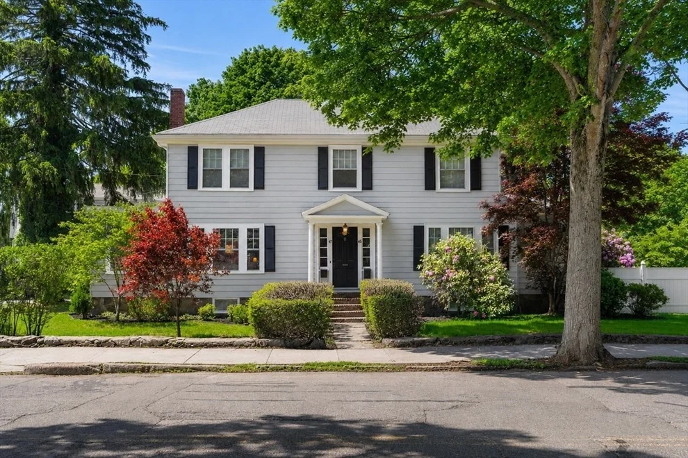 Unit for sale at 67 Humphrey St, Marblehead, MA 01945