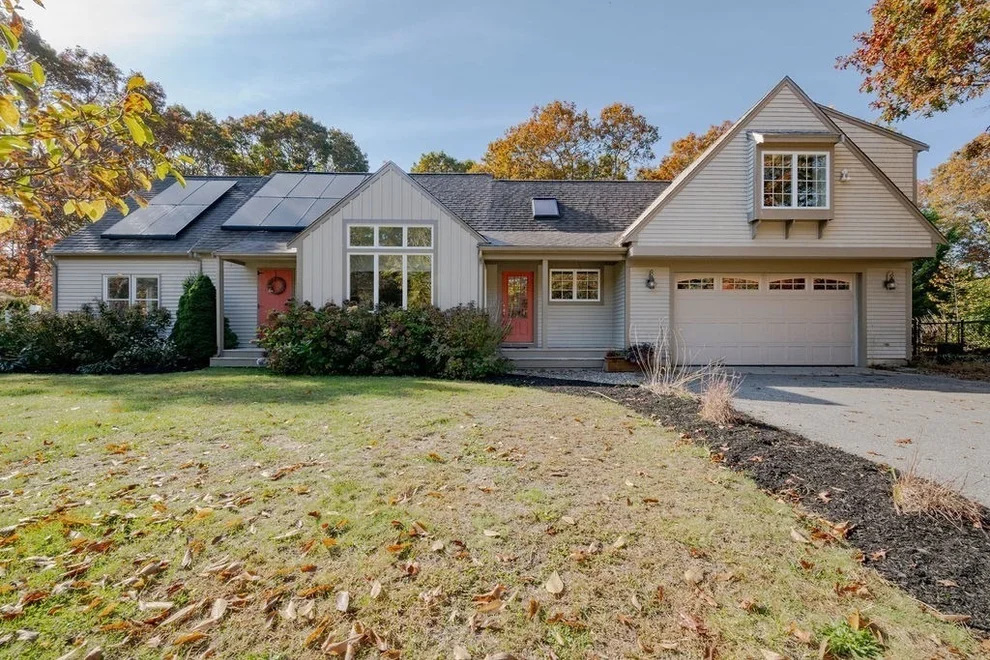 Unit for sale at 2 Woodvue Cir, Sandwich, MA 02644