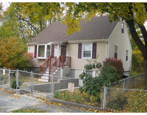 Unit for sale at 205 Brookside Pkwy, Medford, MA 02155
