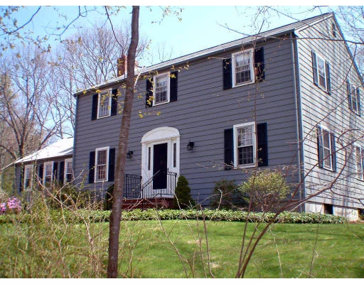 Unit for sale at 135 Raleigh Tavern Ln, North Andover, MA 01845