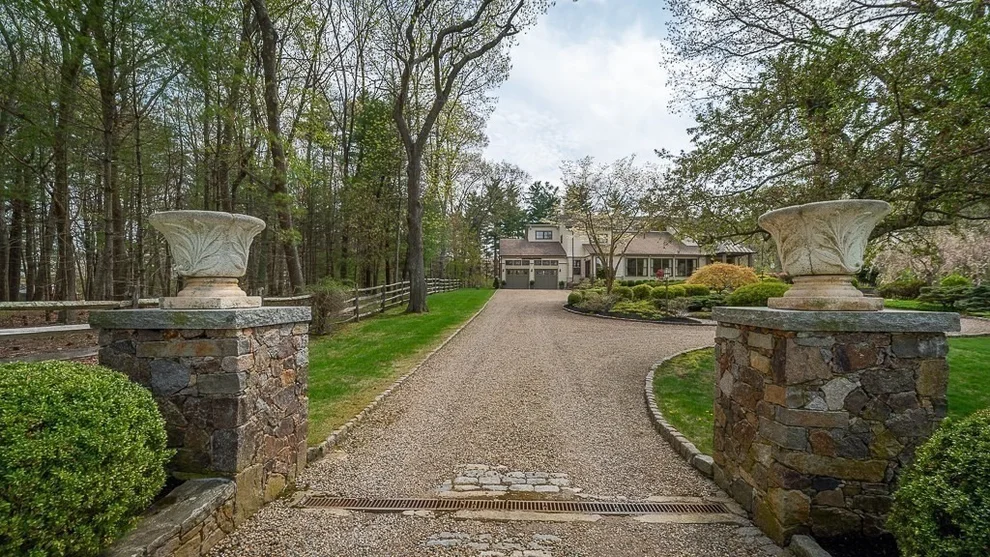 Unit for sale at 103 Essex Street, Hamilton, MA 01982