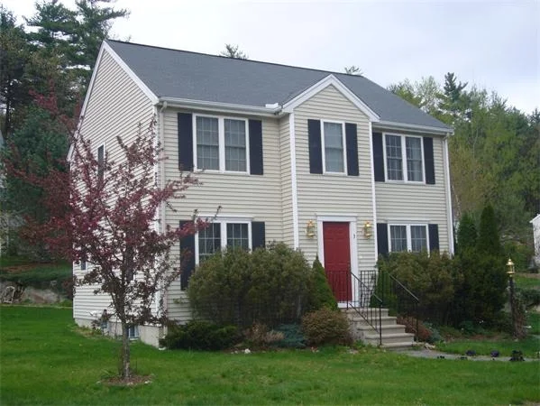 Unit for sale at 3 Carver Cir, Westford, MA 01886