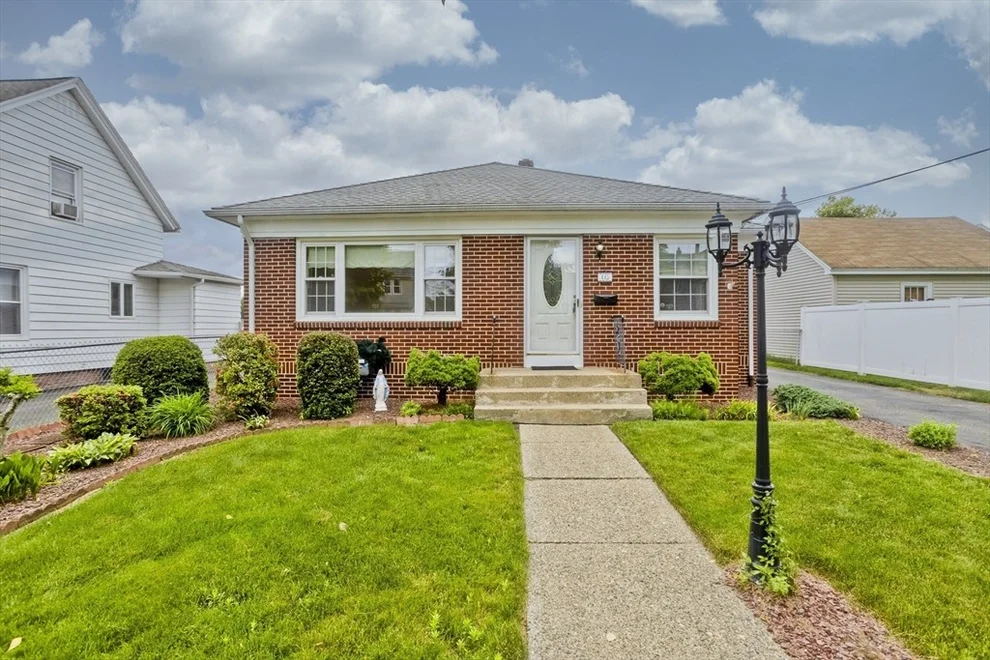 Unit for sale at 115 Bonneville Ave, Chicopee, MA 01013