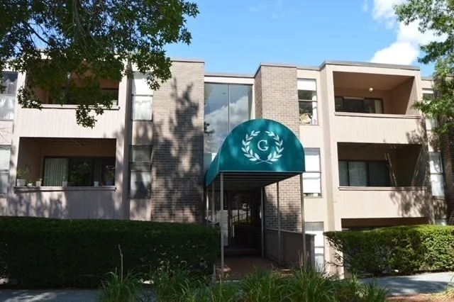 Unit for sale at 68 Shrewsbury Green Dr, Shrewsbury, MA 01545