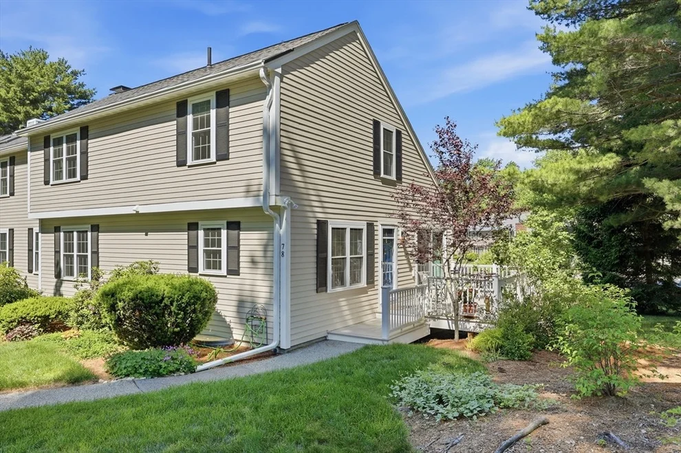 Unit for sale at 78 Macintosh Ln, Boxborough, MA 01719