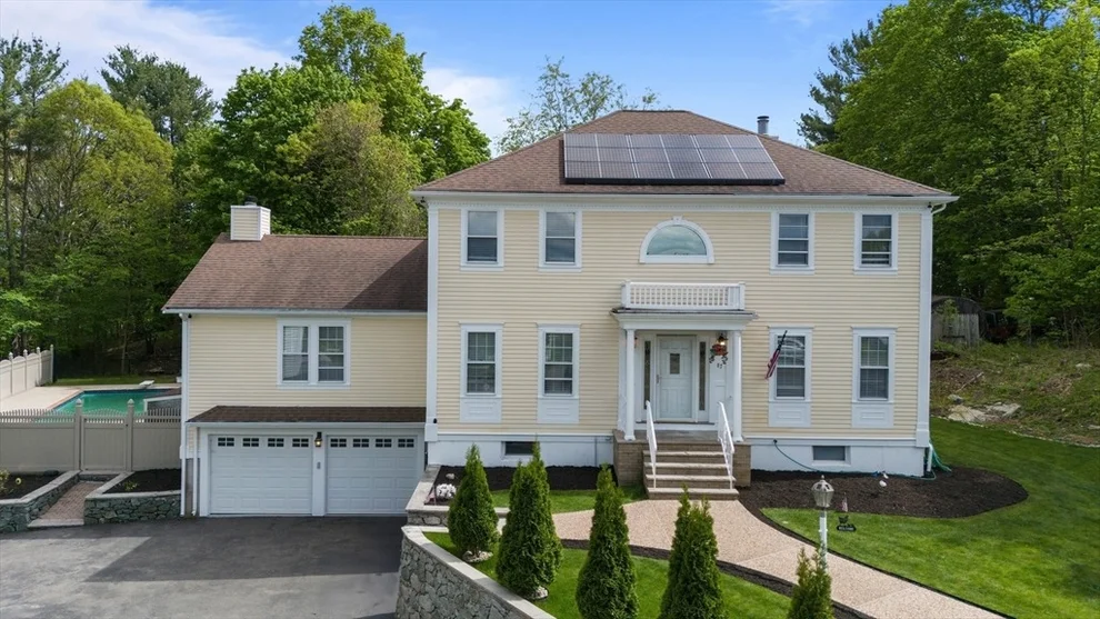 Unit for sale at 87 Hammersmith Dr, Saugus, MA 01906