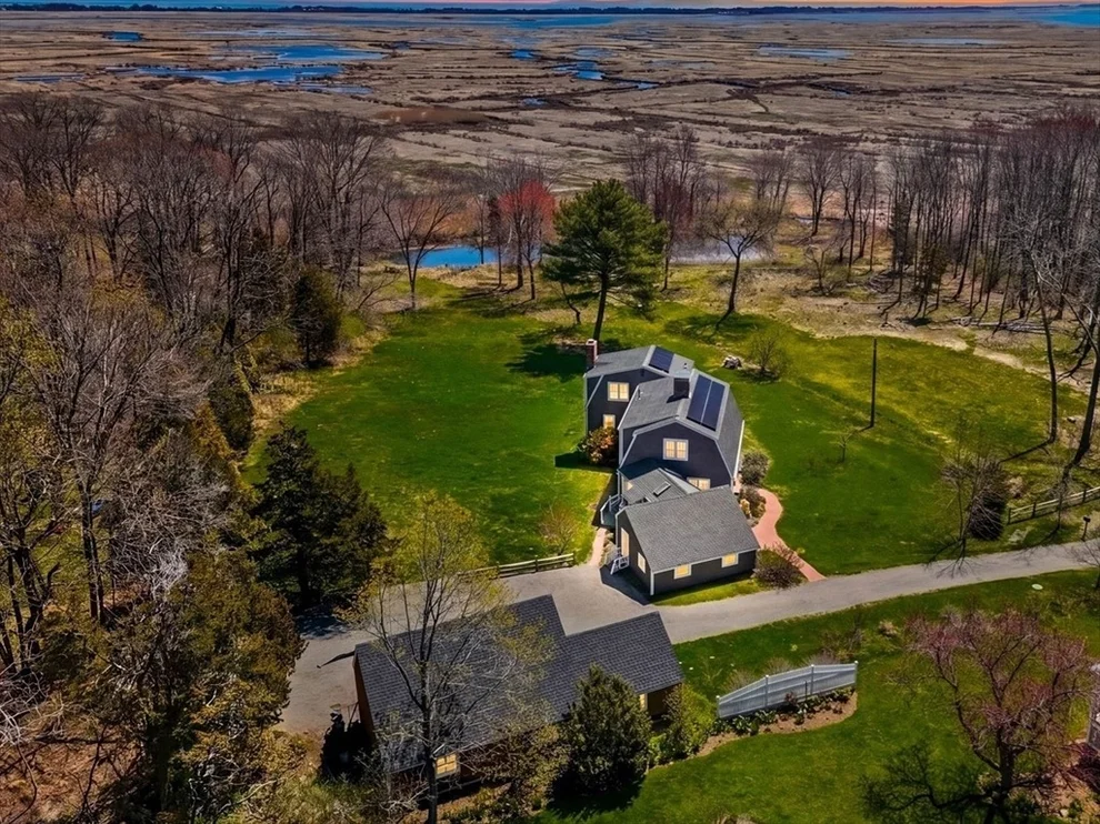 Unit for sale at 11 Bayview Ln, Newbury, MA 01951