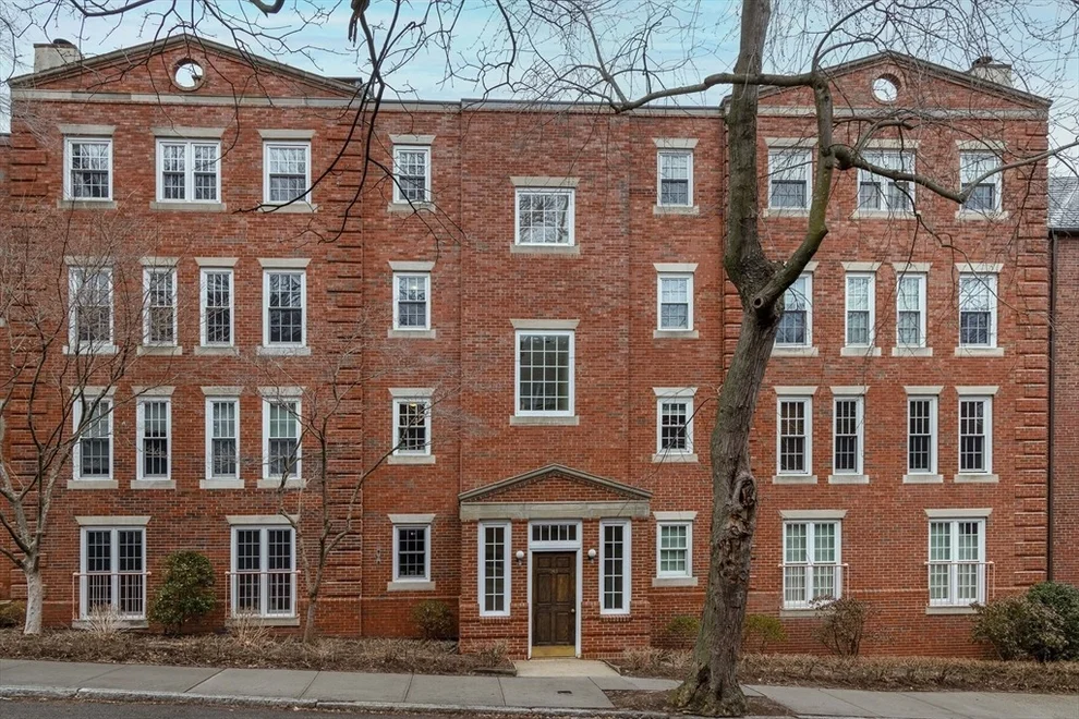 Unit for sale at 149 Beaconsfield Rd, Brookline, MA 02445