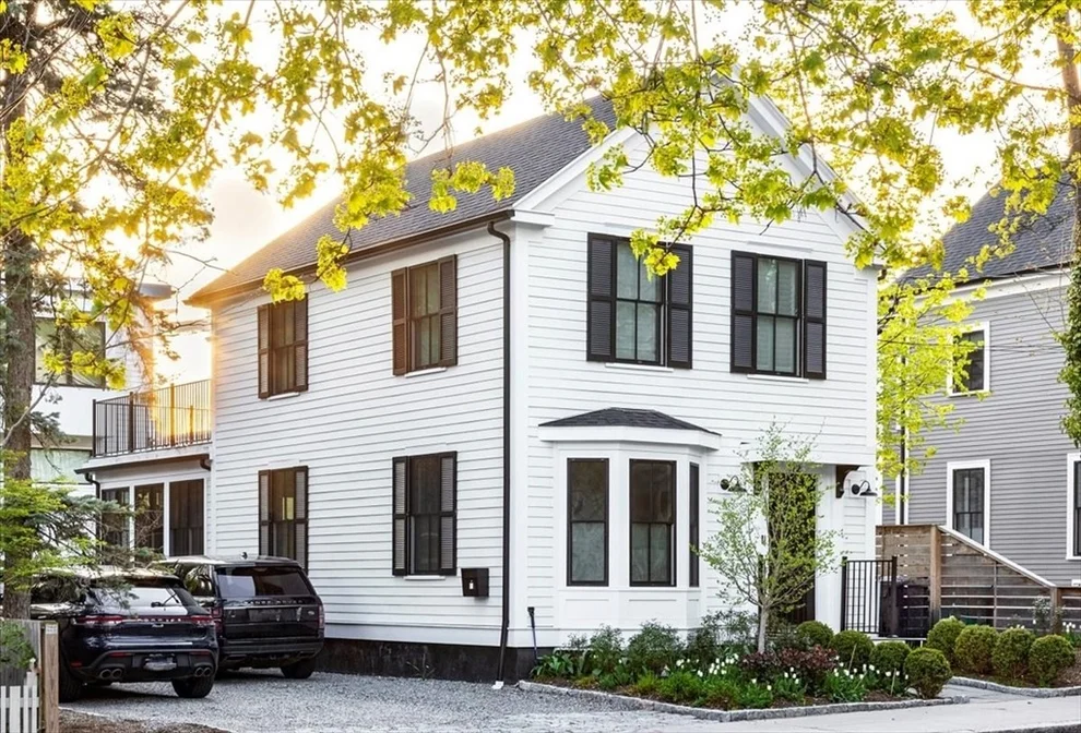 Unit for sale at 112 Holworthy Street, Cambridge, MA 02138