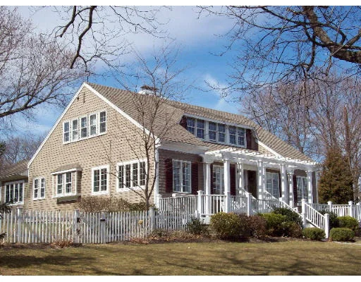 Unit for sale at 42 Whiton Avenue, Hingham, MA 02043