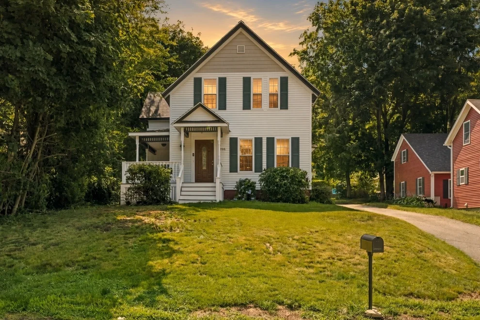 Unit for sale at 998 Boston Rd, Haverhill, MA 01835