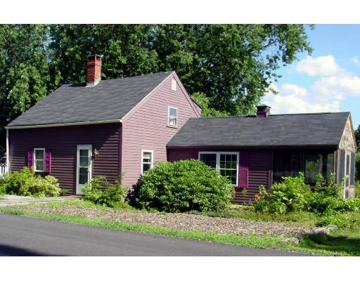 Unit for sale at 4 Sanborn Road, Hampton Falls, NH 03844