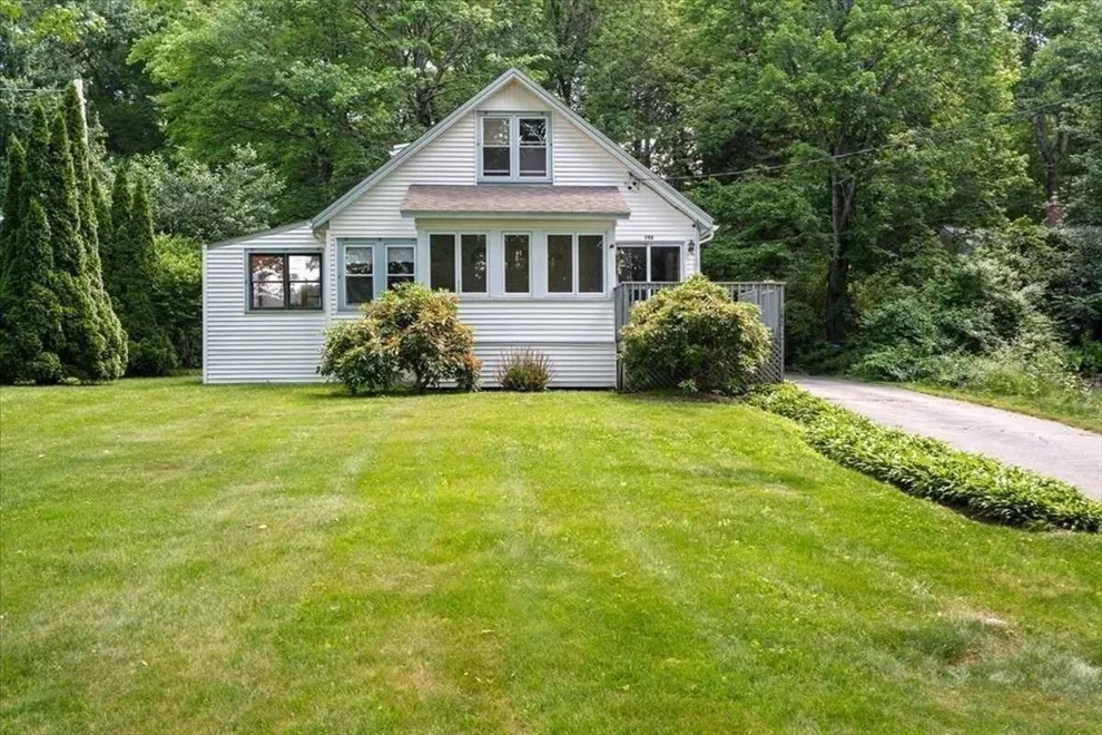 Unit for sale at 152 Main Street, Holden, MA 01520