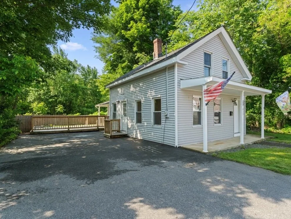 Unit for sale at 433 Main St, Leicester, MA 01611