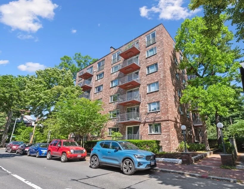 Unit for sale at 9 Chauncy Street, Cambridge, MA 02138
