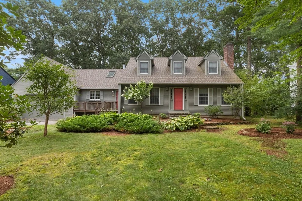 Unit for sale at 25 Virginia Ln, Newburyport, MA 01950