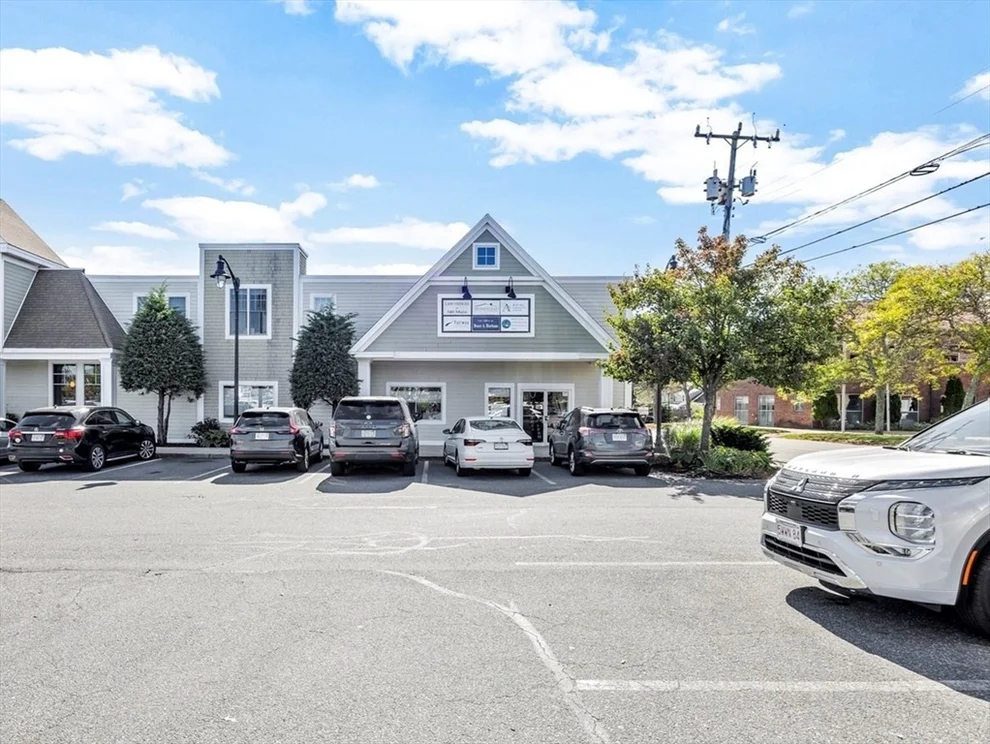 Unit for sale at 540 Main St, Barnstable, MA 02601