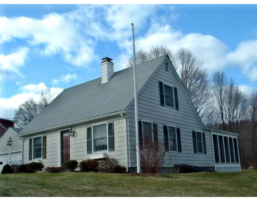 Unit for sale at 181 Spring Street, Shrewsbury, MA 01545