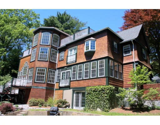 Unit for sale at 41 Ridge Rd, Newton, MA 02468