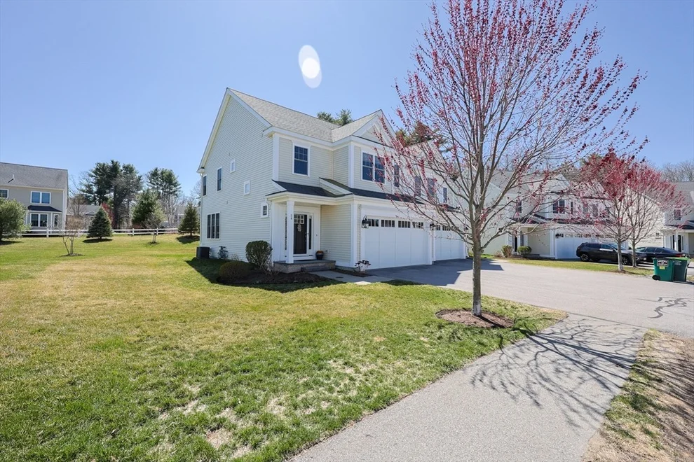 Unit for sale at 54 Oxbow Rd, Framingham, MA 01701