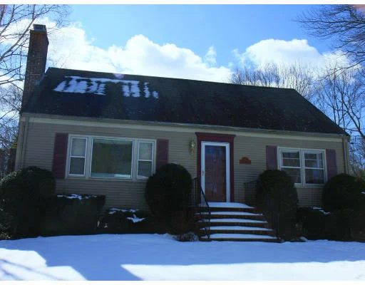Unit for sale at 6 Caribou St, Bedford, MA 01730