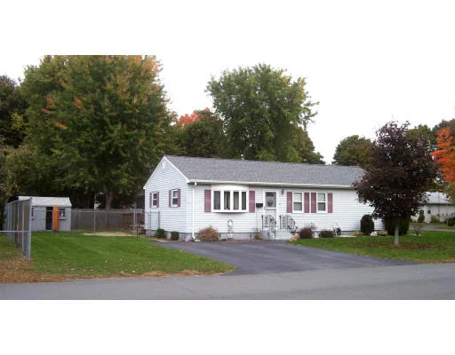 Unit for sale at 52 Curtis Rd, Framingham, MA 01702