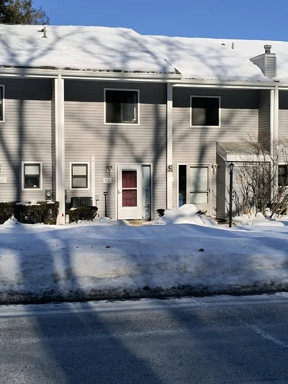 Unit for sale at 555 Russell Rd, Westfield, MA 01085