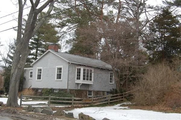 Unit for sale at 29/31 Norman Street, Marblehead, MA 01945