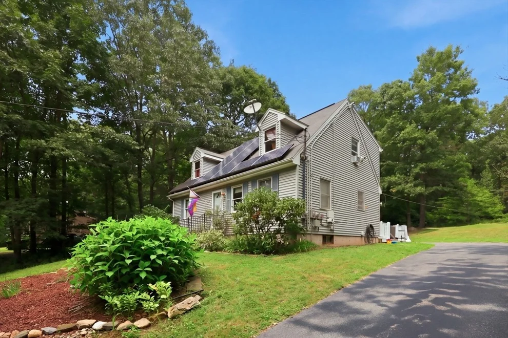 Unit for sale at 28 Old Thompson St, Palmer, MA 01069