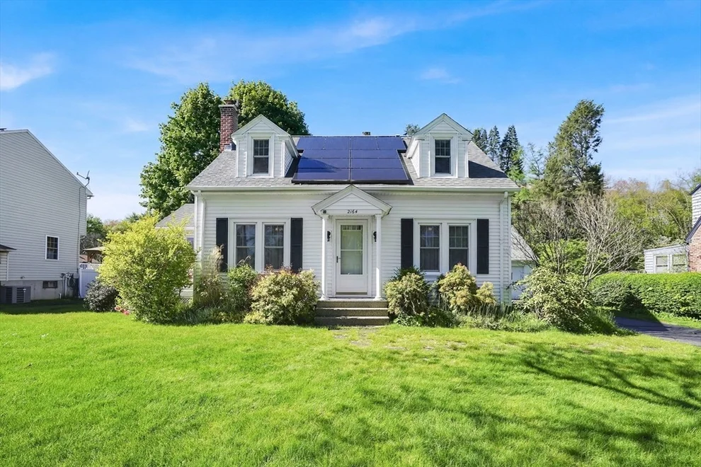 Unit for sale at 2164 Wilbraham Rd, Springfield, MA 01129