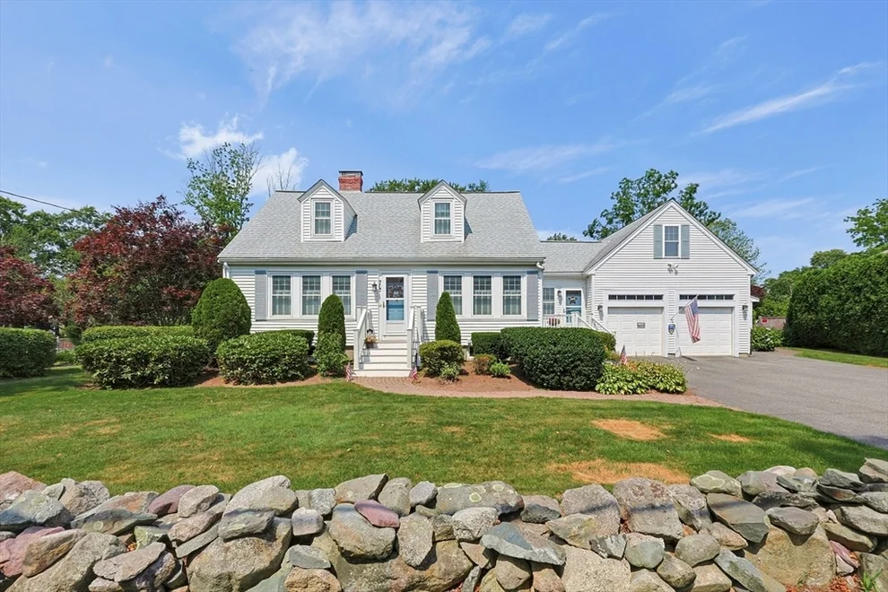 Unit for sale at 707 Page St, Stoughton, MA 02072
