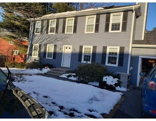 Unit for sale at 20 Sandy Ln, Lowell, MA 01854