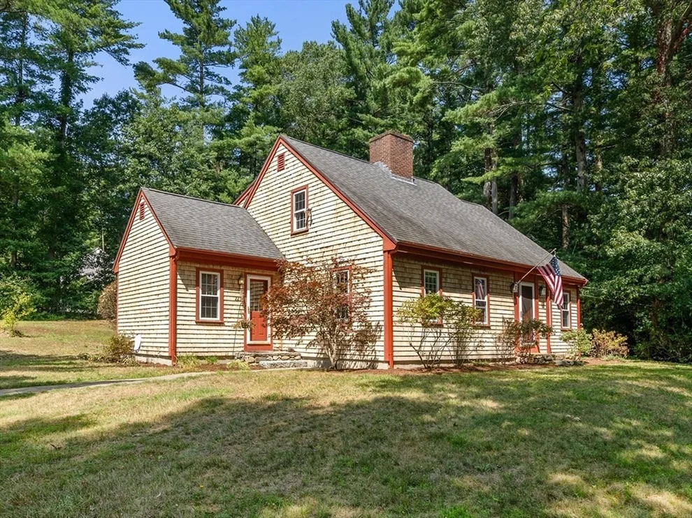 Unit for sale at 223 Elm Street, Pembroke, MA 02359