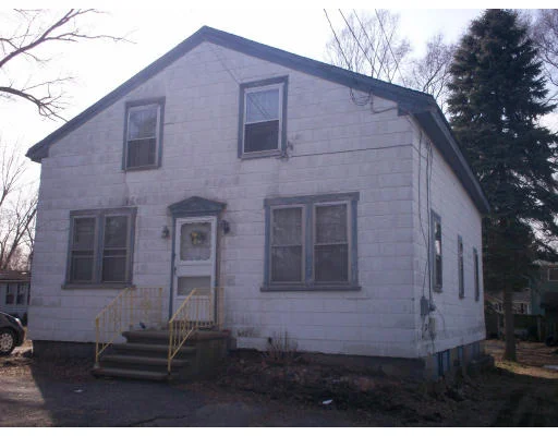 Unit for sale at 828 Shawsheen St, Tewksbury, MA 01876