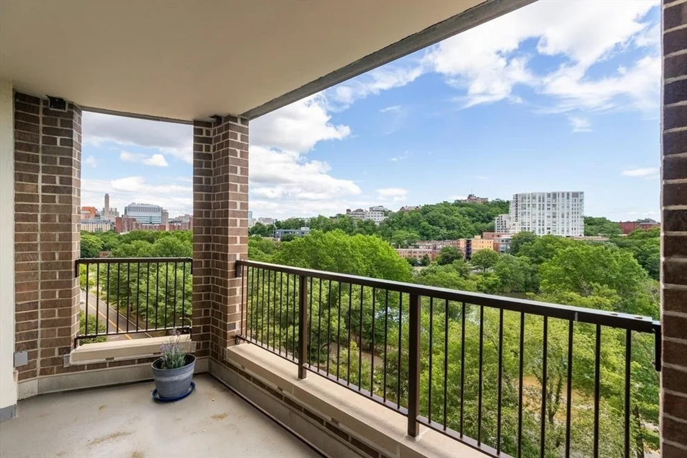 Unit for sale at 77 Pond Ave, Brookline, MA 02445