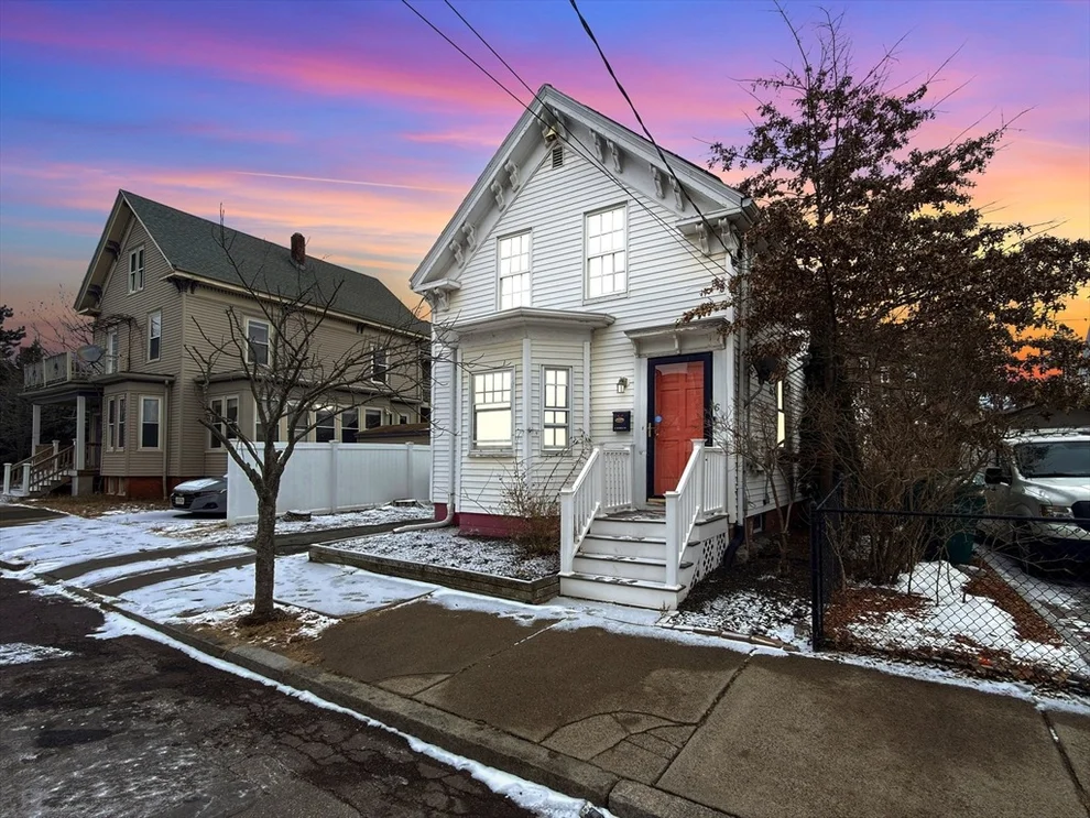 Unit for sale at 6 Nichols St, Lynn, MA 01902