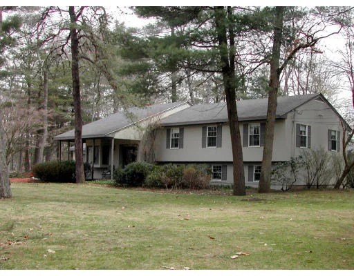 Unit for sale at 8 Edgewater Drive, Dover, MA 02030