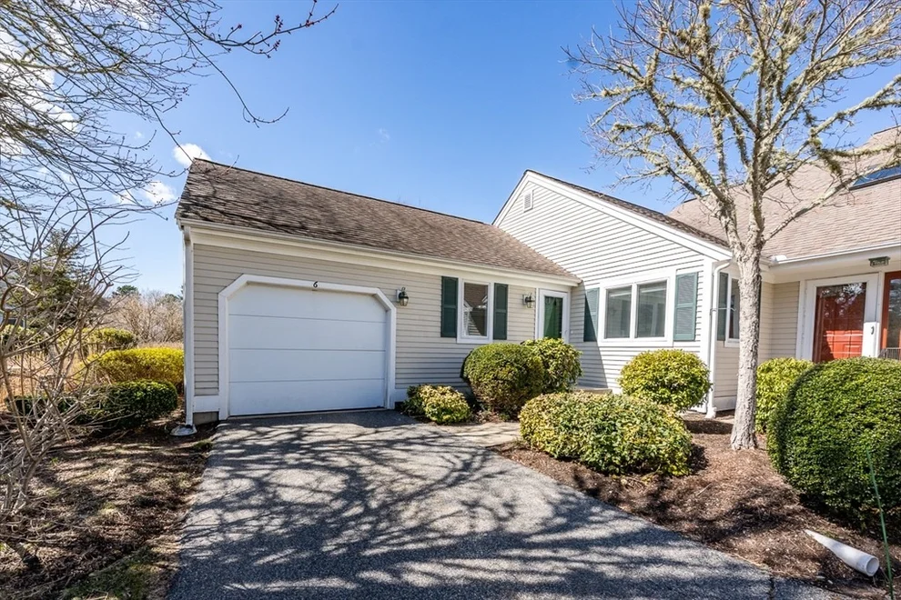 Unit for sale at 6 Masters Ct, Mashpee, MA 02649