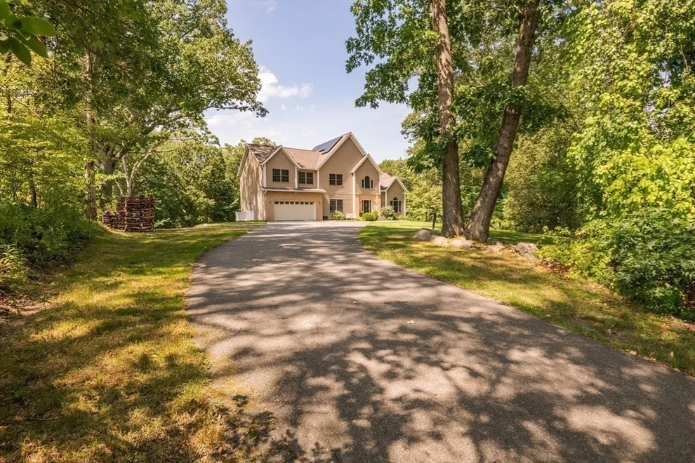 Unit for sale at 536 Newburyport Tpke, Rowley, MA 01969
