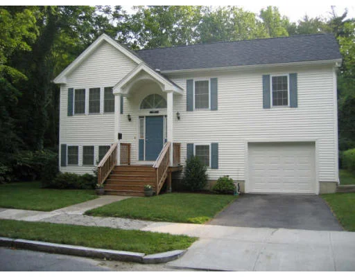 Unit for sale at 170 South Flagg Street, Worcester, MA 01602