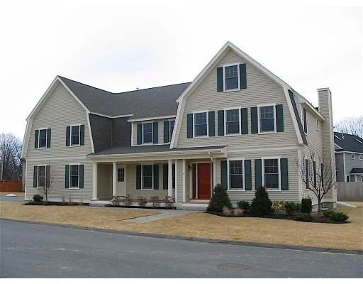 Unit for sale at 5 Clipper Way, Marblehead, MA 01945