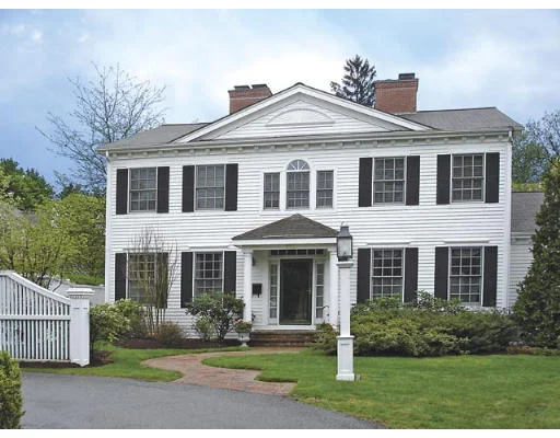 Unit for sale at 754 Newton St, Brookline, MA 02467