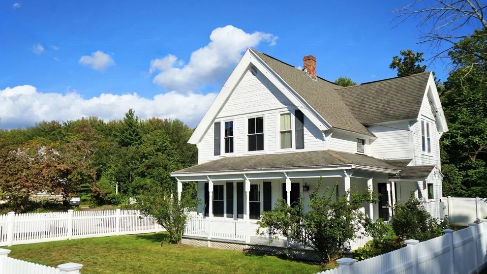 Unit for sale at 726 Main St, Boylston, MA 01505