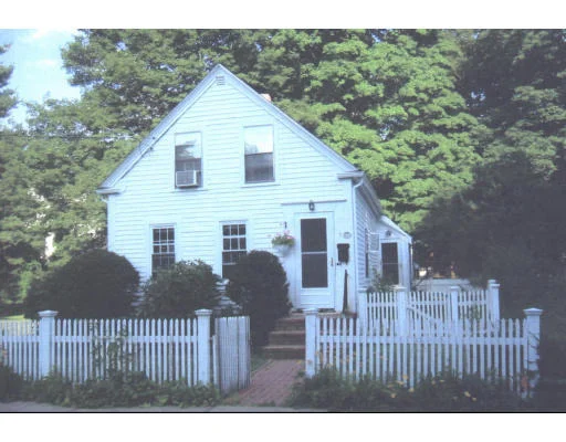 Unit for sale at 7 Summit Avenue, Sharon, MA 02067