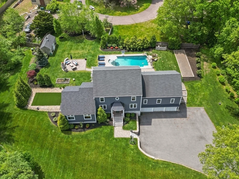 Unit for sale at 57 Candlewood Dr, Topsfield, MA 01983