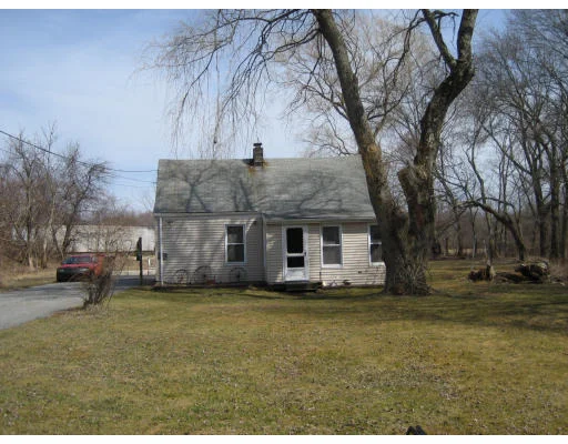 Unit for sale at 55 Adirondack Ln, Westport, MA 02790