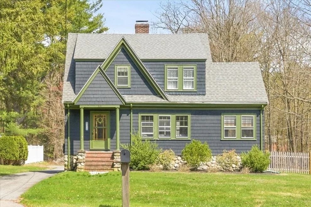 Unit for sale at 316 Fisher St, Walpole, MA 02081