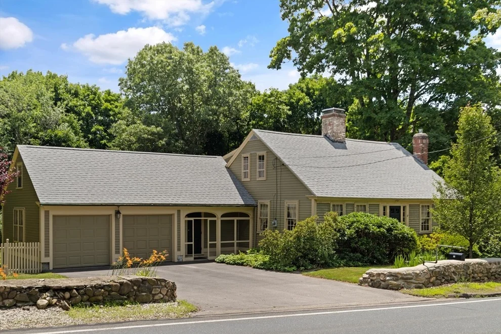 Unit for sale at 501 S Main St, Bellingham, MA 02019